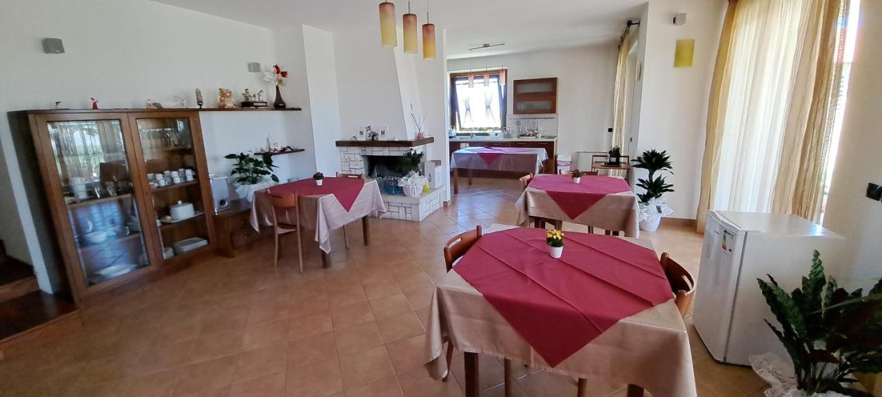 B & B Le Tre Rose Tollo Kültér fotó