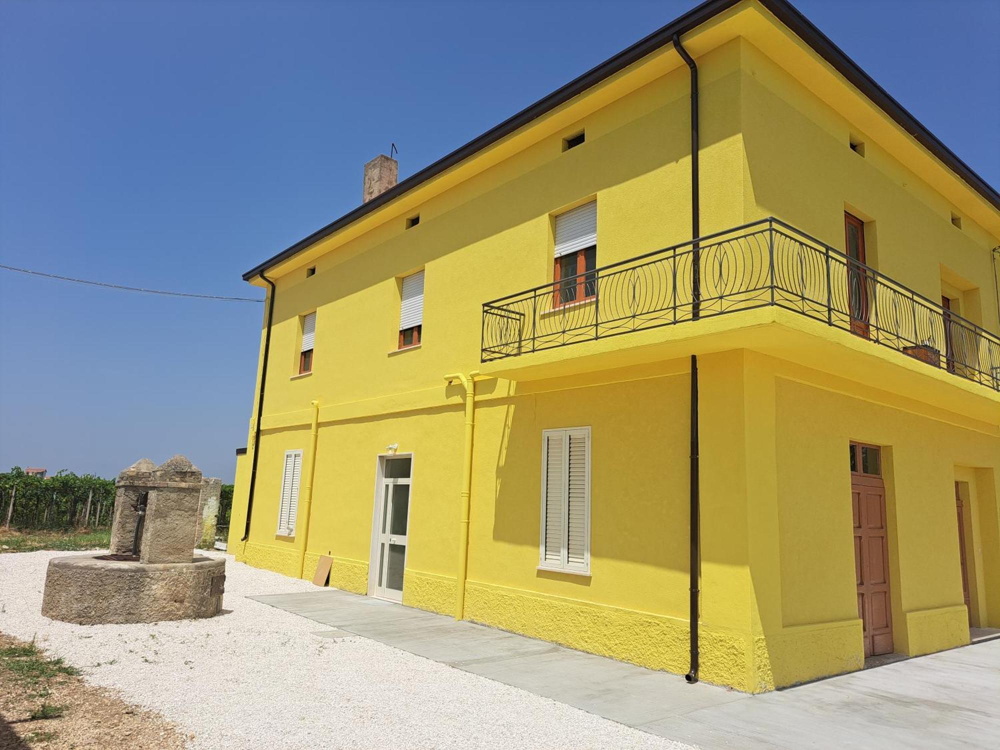 B & B Le Tre Rose Tollo Kültér fotó