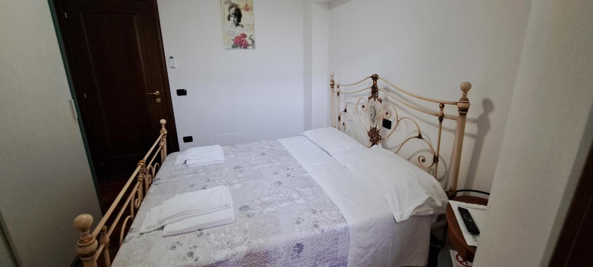 B & B Le Tre Rose Tollo Kültér fotó